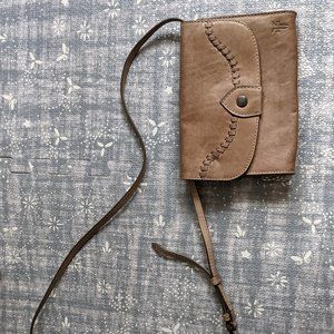 FRYE CROSSBODY BAG - GREAT CONDITION